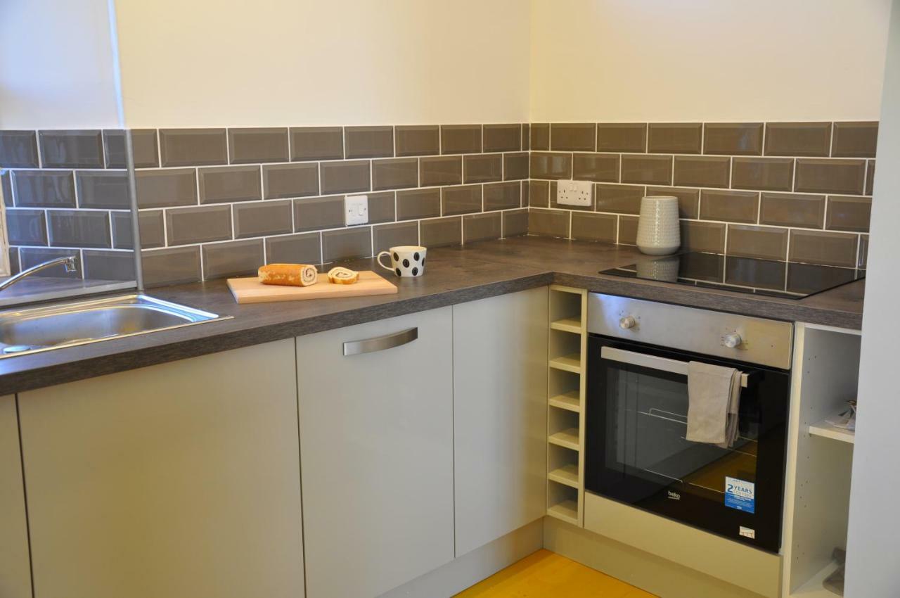 Emahroo Cullen Apartment Bagian luar foto