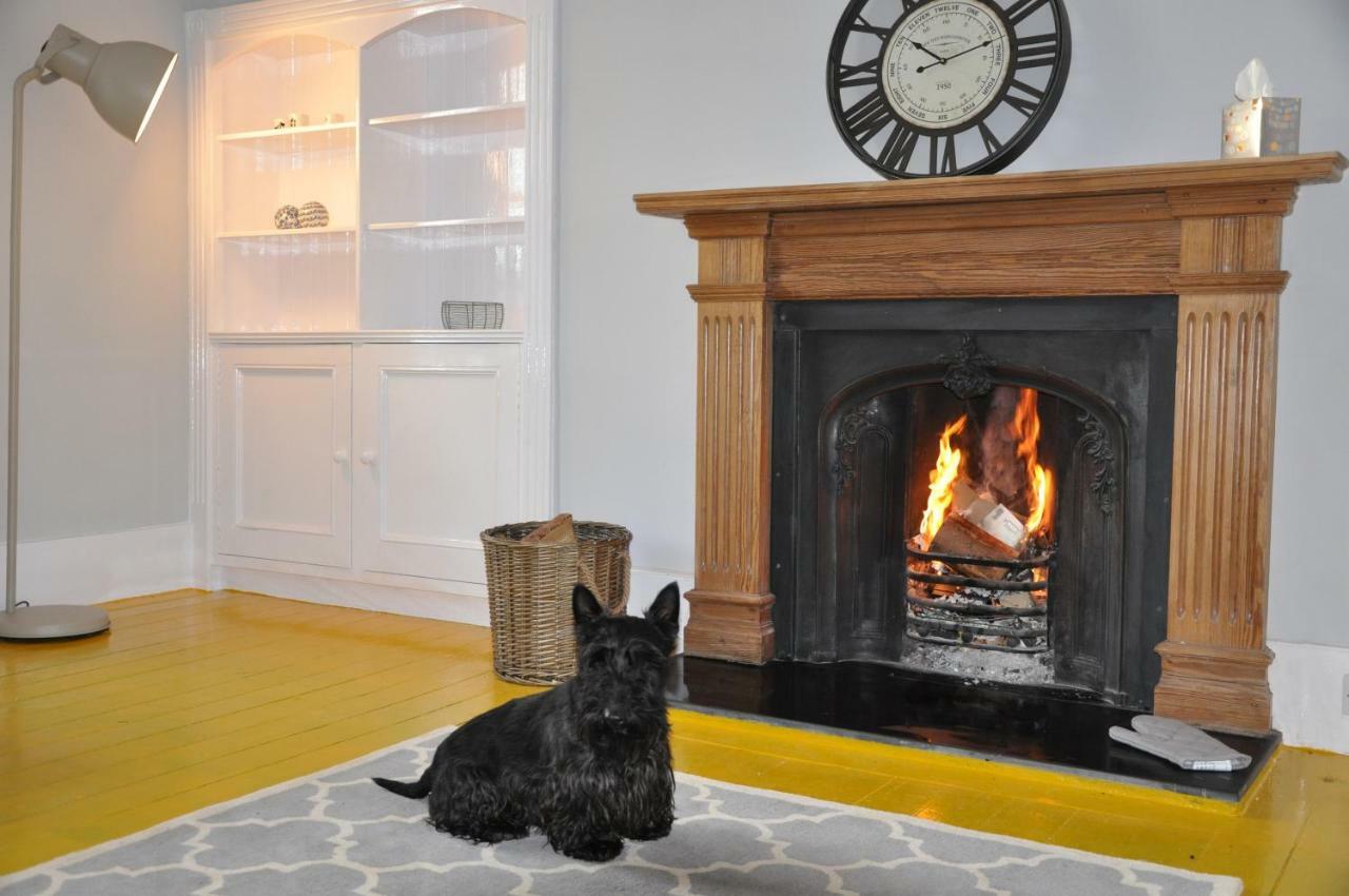 Emahroo Cullen Apartment Bagian luar foto